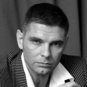 Юний Давыдов