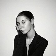 Хелен Джонс