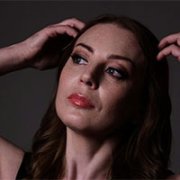 Елена Островская