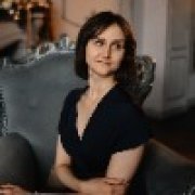 Юлия Бравацкая