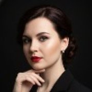 Леся Романова