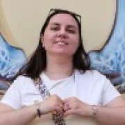 Натали Кора