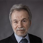 Виктор Николаев