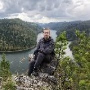 Денис Овчаров